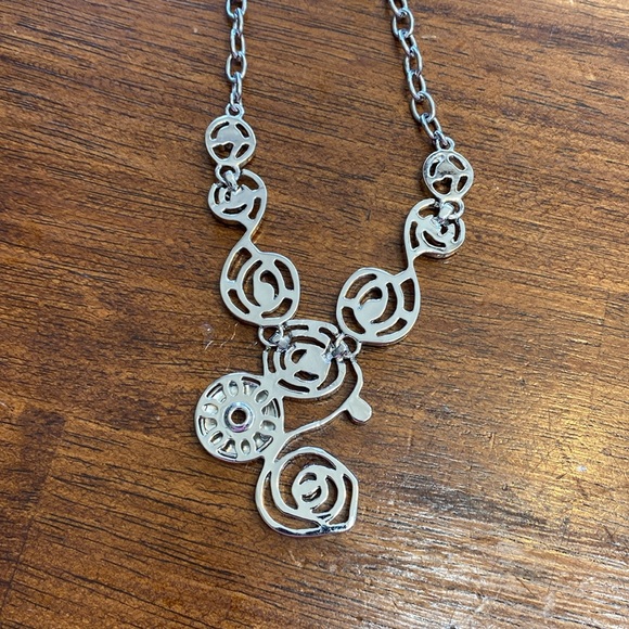 Magnolia and Vine Artisinal Swirl Necklace, new - Picture 4 of 4